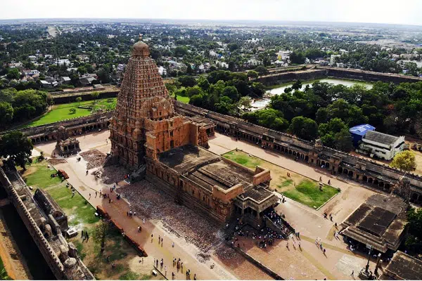 brihadeeswarar temple