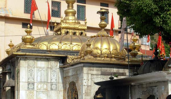 Jwalamukhi Devi temple timings