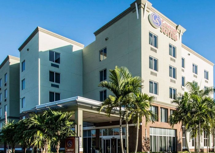 Comfort Suites Miami Airport North